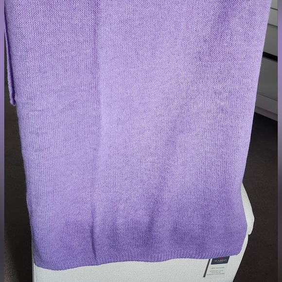 100 % Cashmere Scarf/Mini Wrap NWT - Picture 3 of 5